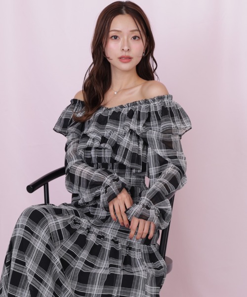 JILL by JILL STUART（ジルバイジルスチュアート）の「クロスフリルワンピース（ワンピース・レディース・ホワイト系その他/ブラック系その他・FREE）」の13枚目の写真