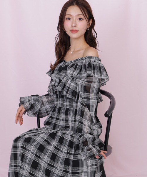 JILL by JILL STUART（ジルバイジルスチュアート）の「クロスフリルワンピース（ワンピース・レディース・ホワイト系その他/ブラック系その他・FREE）」の15枚目の写真