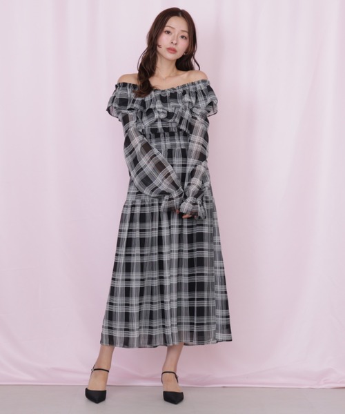 JILL by JILL STUART（ジルバイジルスチュアート）の「クロスフリルワンピース（ワンピース・レディース・ホワイト系その他/ブラック系その他・FREE）」の19枚目の写真