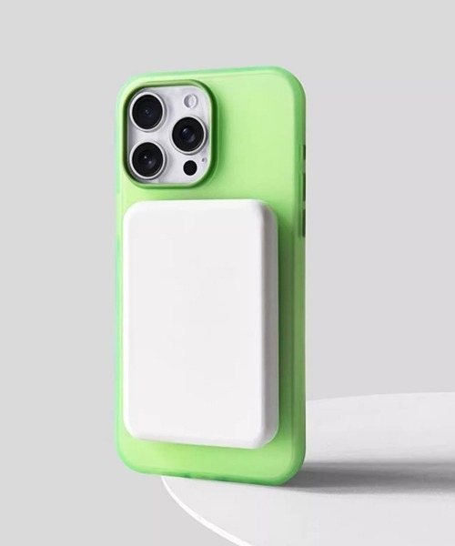 Fun & Daily（ファンアンドデイリー）の「Magsafe対応 Clear Color iPhone 16 17 Case  / アイフォンケース（スマホケース/カバー・レディース・グリーン/ブルー/ブラック/パープル/ホワイト・iPhone 17 Pro Max/iPhone 17 Pro/iPhone 17/iPhone 16 Pro/iPhone 16/iPhone 16 Pro Max）」の12枚目の写真