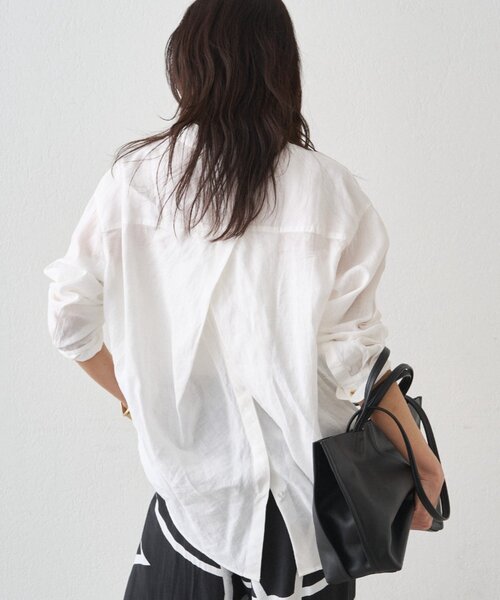 LOUNGEDRESS(ラウンジドレス)の「《累計販売2万枚/名品アイテム》リネンバックタイシャツ(シャツ/ブラウス・レディース・キャメル/グリーン/ネイビー/イエロー/オフホワイト/ブラック/ブルー・FREE)」の17枚目の写真