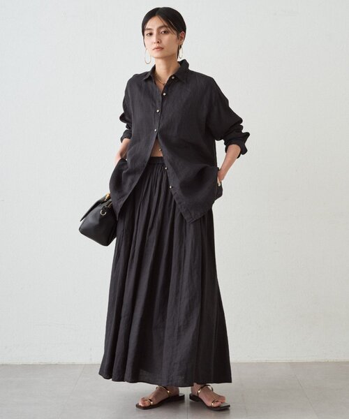 LOUNGEDRESS（ラウンジドレス）の「リネンバックタイシャツ（シャツ/ブラウス・レディース・キャメル/グリーン/ネイビー/イエロー/オフホワイト/ブラック/ブルー・FREE）」の21枚目の写真