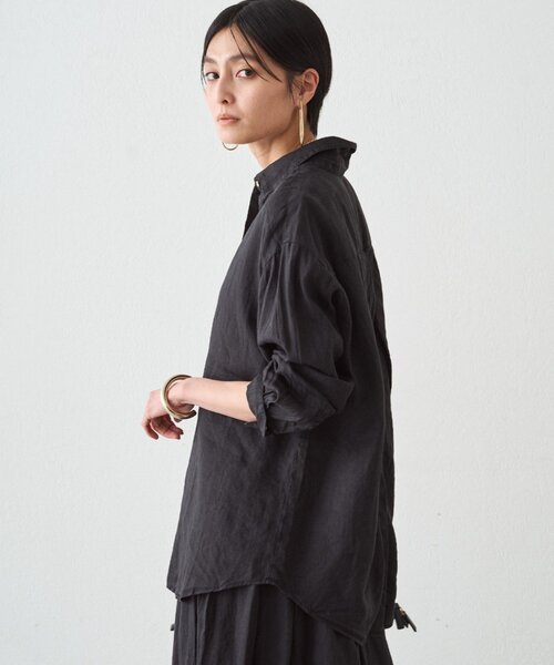 LOUNGEDRESS（ラウンジドレス）の「リネンバックタイシャツ（シャツ/ブラウス・レディース・キャメル/グリーン/ネイビー/イエロー/オフホワイト/ブラック/ブルー・FREE）」の16枚目の写真