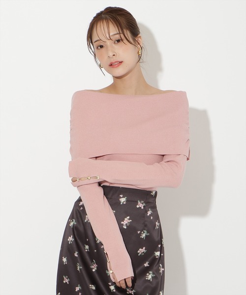 AND COUTURE（アンドクチュール）の「オフショルプルオーバー（ニット/セーター・レディース・ピンク/ブラック/サックスブルー/アイボリー/レッド・FREE）」の4枚目の写真