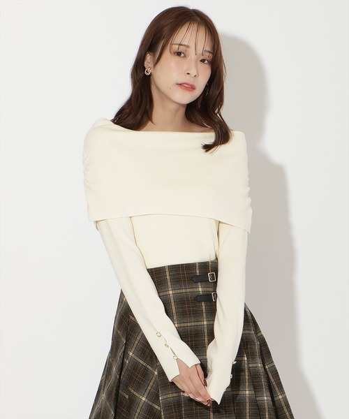 AND COUTURE（アンドクチュール）の「オフショルプルオーバー（ニット/セーター・レディース・ピンク/ブラック/サックスブルー/アイボリー/レッド・FREE）」の2枚目の写真