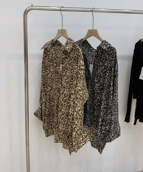 Ritzy(リッツィー)の「ヒョウ柄ボリュームスリーブシャツ(シャツ/ブラウス・レディース・ブラック/モカ・L/M)」の11枚目の写真