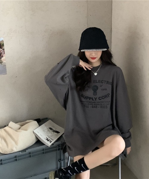 Ritzy(リッツィー)の「オーバーサイズロング T シャツ(Tシャツ/カットソー・レディース・グレー/チャコール・FREE)」の15枚目の写真