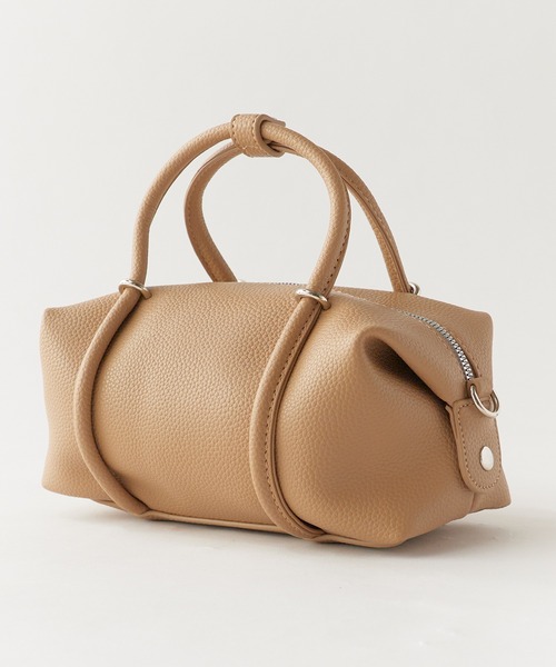 AO2(アオズ)の「Round-Shaped Faux Leather 2-Way Handbag / ラウンド型 フェイクレザー 2WAYハンドバッグ 秋 秋服 2026年秋冬(ショルダーバッグ・レディース・グレー/ブラック/ホワイト/ブラウン/ベージュ・FREE)」の22枚目の写真
