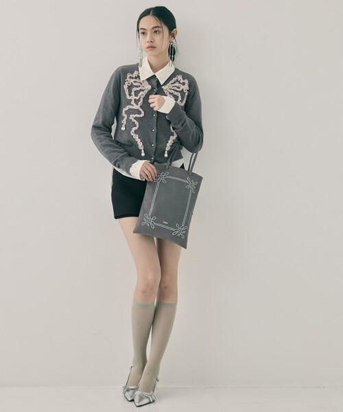 tanakadaisuke(タナカダイスケ)の「【tanakadaisuke/タナカダイスケ】Rhinestone frame tote bag/ラインストーンフレームトートバッグ(トートバッグ・レディース・ブラック/グレー・FREE)」の19枚目の写真