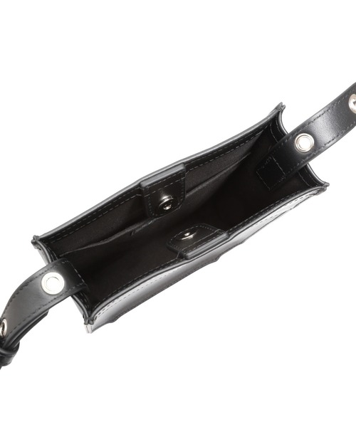 ZUCCa（ズッカ）の「CHAINETTE BAG / バッグ（ショルダーバッグ・レディース・ブラック・FREE）」の3枚目の写真