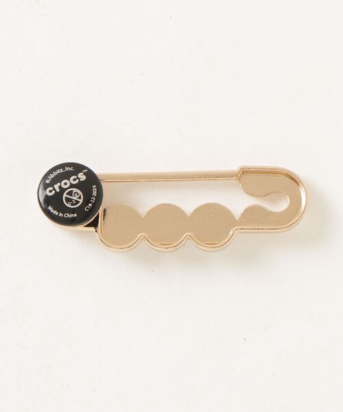atmos(アトモス)の「crocs Gold and Pearl Safety Pin / クロックス ゴールドアンドパールセーフティピン(シューズアクセサリー・レディース・マルチ・FREE)」の2枚目の写真