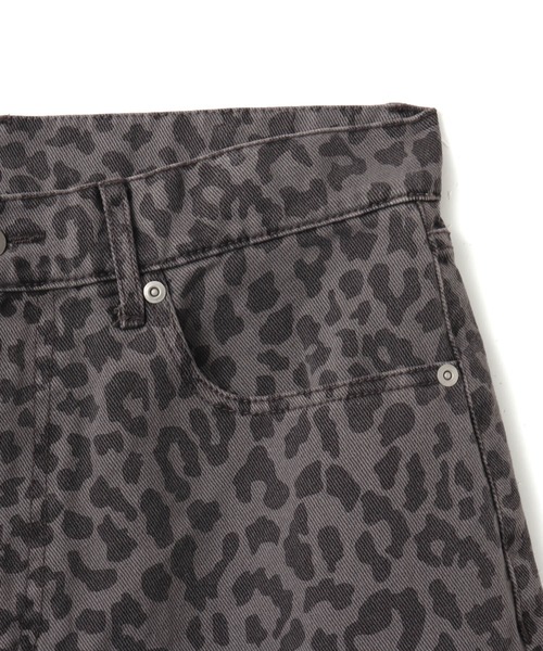 atmos(アトモス)の「atmos Leopard Pattern Baggy Shorts / アトモス レオパード パターン バギー ショーツ(デニムパンツ・メンズ・ブラック/カーキ/ブルー・M/L/XL/XXL)」の17枚目の写真