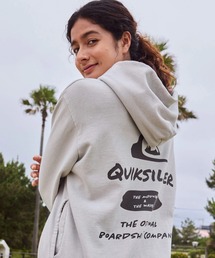 Quiksilver（クイックシルバー）の「QUIKSILVER メンズ/ユニセックス PG HAND DRAWN PK パーカー 【2026年春夏モデル】/クイックシルバーバックプリントプルオーバーパーカー・フーディー(セットアップ対応可)（パーカー）」