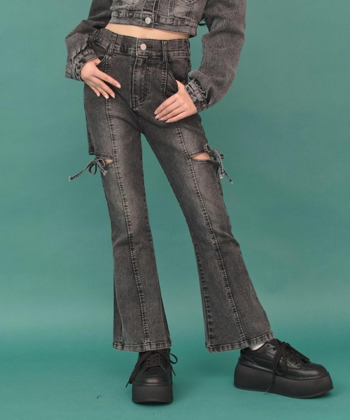 ANAP GｉRL（アナップガール）の「サイドリボン フレアパンツ（別売りセットアップ）（キッズお揃い）（デニムパンツ・キッズ・ブラック/ブルー・M/S/XS）」の3枚目の写真