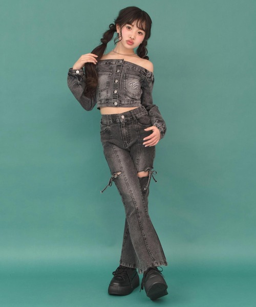 ANAP GｉRL（アナップガール）の「サイドリボン フレアパンツ（別売りセットアップ）（キッズお揃い）（デニムパンツ・キッズ・ブラック/ブルー・M/S/XS）」の4枚目の写真