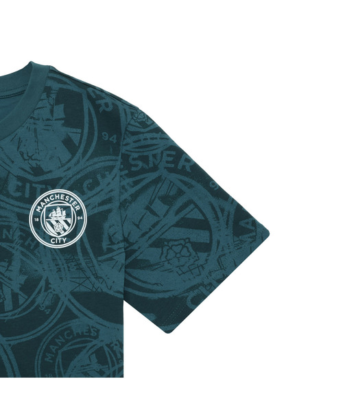 PUMA(プーマ)の「PUMA プーマ メンズ マンチェスターシティ フットボールカルチャー AOP 半袖(Tシャツ/カットソー・メンズ・ブラック/ブルー系その他・LARGE/MEDIUM/X-SMALL/X-LARGE/SMALL)」の15枚目の写真