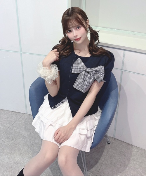 one way(ワンウェイ)の「リボンアシメトップス(Tシャツ/カットソー・レディース・ブラック系その他/ネイビー系/ホワイト系その他・FREE)」の1枚目の写真