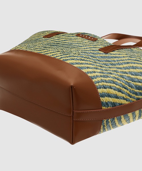 MARNI(マルニ)の「WAVY / ショルダーバッグ(ショルダーバッグ・レディース・ブラック系その他/グリーン系その他・ONE SIZE)」の8枚目の写真
