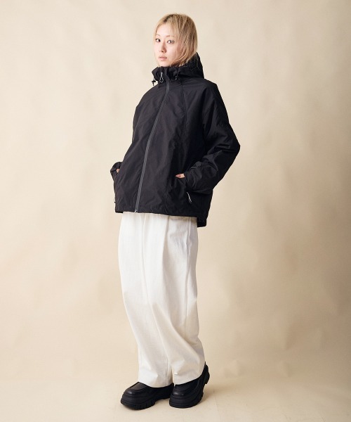 rehacer(レアセル)の「rehacer : Cloud Shell Jacket / クラウド シェル ジャケット(マウンテンパーカー・メンズ・ブラック/グレー・X-LARGE/MEDIUM/SMALL)」の19枚目の写真