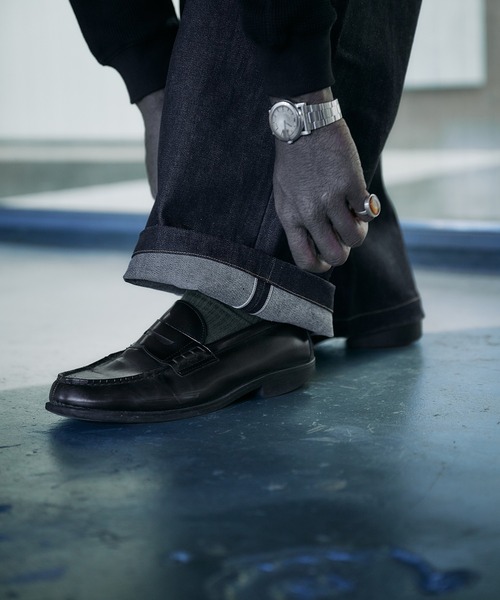 ANDER HUNK（アンダーハンク）の「14oz Selvege Wide Straight Denim / 14オンスセルビッジワイドストレートデニム（デニムパンツ・メンズ・ライトインディゴブルー/ブラック・MEDIUM/SMALL/LARGE）」の7枚目の写真