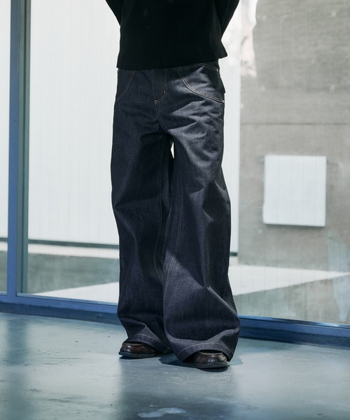 ANDER HUNK（アンダーハンク）の「14oz Selvege Wide Straight Denim / 14オンスセルビッジワイドストレートデニム（デニムパンツ・メンズ・ライトインディゴブルー/ブラック・MEDIUM/SMALL/LARGE）」の12枚目の写真