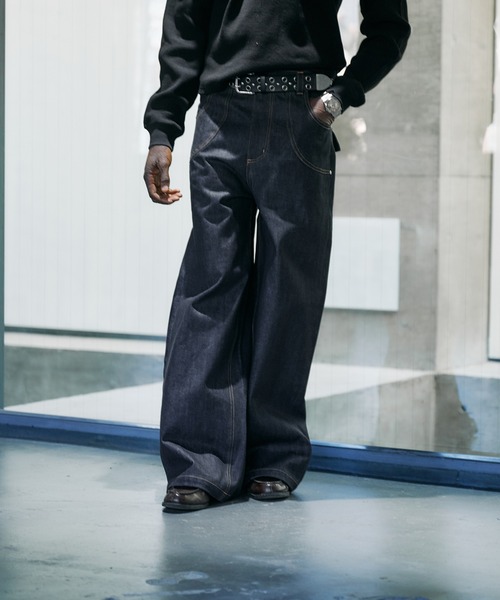 ANDER HUNK（アンダーハンク）の「14oz Selvege Wide Straight Denim / 14オンスセルビッジワイドストレートデニム（デニムパンツ・メンズ・ライトインディゴブルー/ブラック・MEDIUM/SMALL/LARGE）」の17枚目の写真