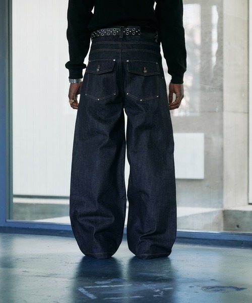 ANDER HUNK（アンダーハンク）の「14oz Selvege Wide Straight Denim / 14オンスセルビッジワイドストレートデニム（デニムパンツ・メンズ・ライトインディゴブルー/ブラック・MEDIUM/SMALL/LARGE）」の18枚目の写真