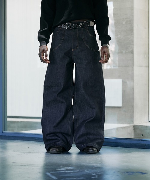 ANDER HUNK（アンダーハンク）の「14oz Selvege Wide Straight Denim / 14オンスセルビッジワイドストレートデニム（デニムパンツ・メンズ・ライトインディゴブルー/ブラック・MEDIUM/SMALL/LARGE）」の20枚目の写真