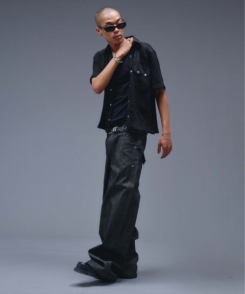ANDER HUNK(アンダーハンク)の「14oz Selvege Wide Straight Denim / 14オンスセルビッジワイドストレートデニム(デニムパンツ・メンズ・ライトインディゴブルー/ブラック・MEDIUM/SMALL/LARGE)」の5枚目の写真