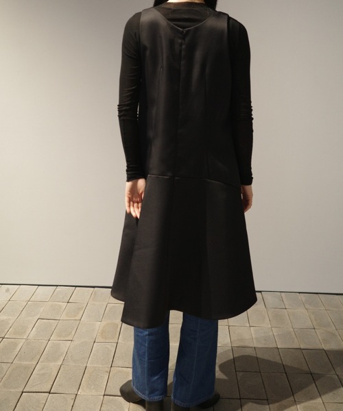 CLANE（クラネ）の「CLANE BONDED JUMPER SKIRT（ワンピース・レディース・ブラック・1）」の2枚目の写真