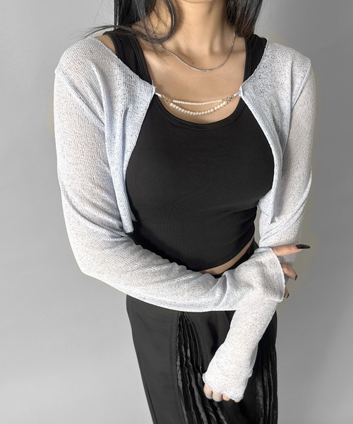 LVEU.（ラブユ.）の「【LVEU.】パールデザインクロップドカーディガン / トップス カーディガン カーデ  長袖 クロップド ショート シンプル パール ブラック ホワイト ライトブルー ZOZOTOWN限定（カーディガン/ボレロ・レディース・ホワイト/ライトブルー/ブラック・FREE）」の11枚目の写真