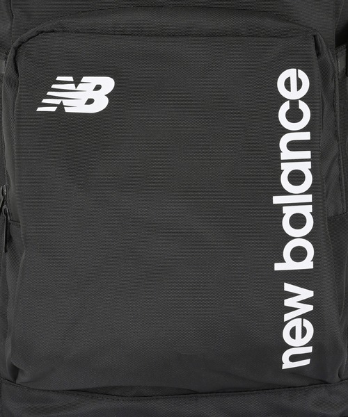 NEW BALANCE(ニューバランス)の「トップローディングバックパック30L(バックパック/リュック・メンズ・ブラック×ゴールド/ブラック×ホワイト・ONE SIZE)」の15枚目の写真