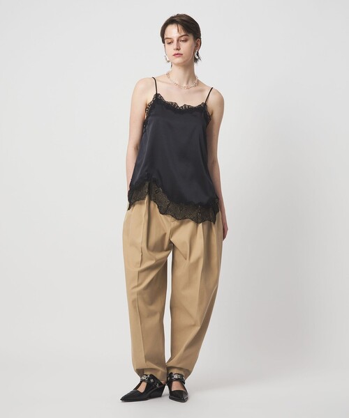 ASTRAET(アストラット)の「<ASTRAET>2タック カーブ ワイドパンツ(その他パンツ・レディース・ブラック/ベージュ・0/2/1)」の3枚目の写真