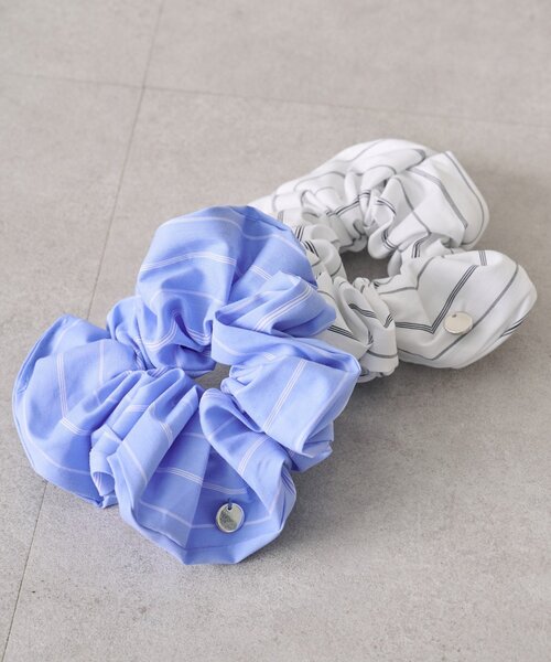 mystic（ミスティック）の「チャーム付きストライプシュシュ（シュシュ・レディース・オフホワイト/ブルー・ONE SIZE）」の7枚目の写真