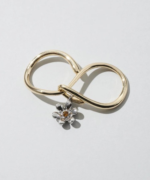 GOLDY(ゴールディ)の「【GOLDY】RING フラワーチャームインフィンティリング 5260308(リング・レディース・シルバー×ゴールド/ゴールド/シルバー・FREE)」の10枚目の写真
