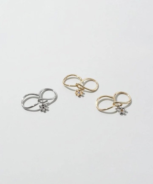 GOLDY(ゴールディ)の「【GOLDY】RING フラワーチャームインフィンティリング 5260308(リング・レディース・シルバー×ゴールド/ゴールド/シルバー・FREE)」の5枚目の写真
