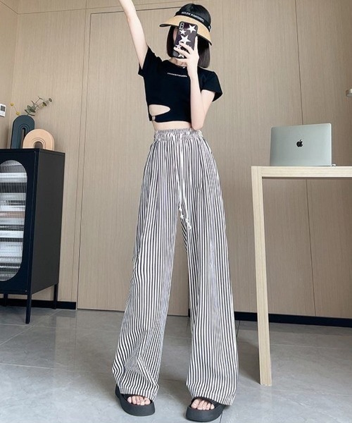 mielu(ミエル)の「ストライプワイドパンツ(その他パンツ・レディース・ベージュ/ブラック・MEDIUM/LARGE)」の4枚目の写真
