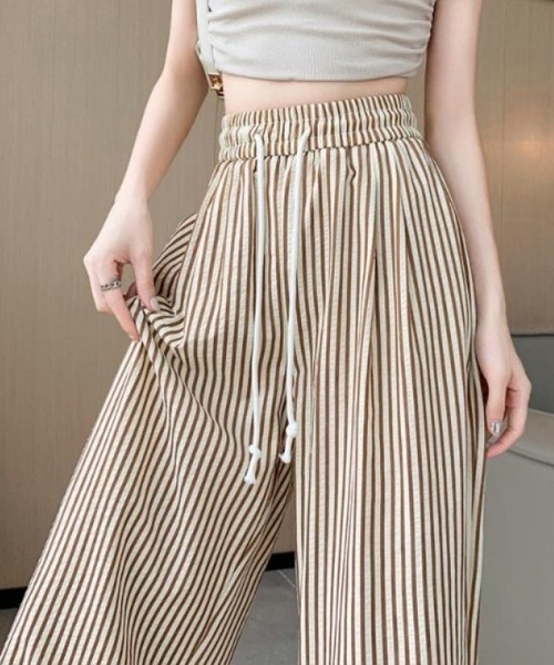 mielu(ミエル)の「ストライプワイドパンツ(その他パンツ・レディース・ベージュ/ブラック・MEDIUM/LARGE)」の11枚目の写真
