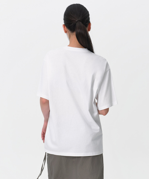 MUSINSA STANDARD WOMAN（ムシンサスタンダードウーマン）の「ウィメンズオーバーサイズクルーネックTシャツ[ホワイト]（Tシャツ/カットソー・レディース・その他・X-SMALL/SMALL/MEDIUM/LARGE）」の3枚目の写真
