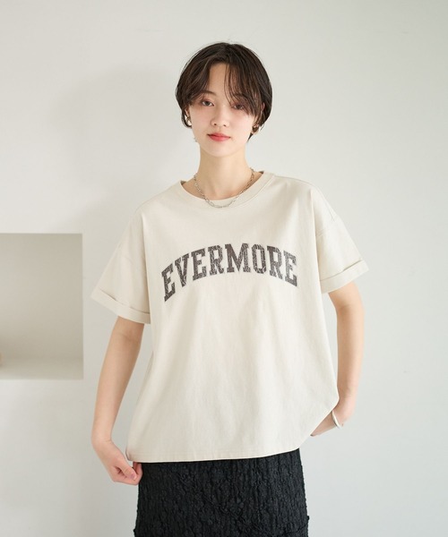 BAYFLOW（ベイフロー）の「[ヴィンテージ感のある風合い]ピグメントロゴ半袖Tシャツ（Tシャツ/カットソー・レディース・ブルー/オフホワイト/チャコール/ブラウン/ブラウン系/モーブ系・MEDIUM/SMALL）」の2枚目の写真