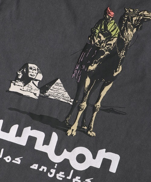 UNION（UNION TOKYO）（ユニオン）の「UNION TOKYO NIGHTS OVER EGYPT TEE ユニオントーキョー Tシャツ（Tシャツ/カットソー・メンズ・ライトブルー/ブラック・XXL/XL/L/M/S）」の5枚目の写真