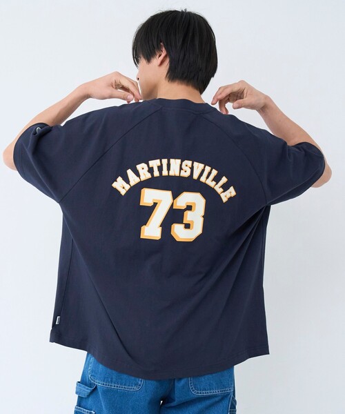 DISCUS（ディスカス）の「DISCUS（ディスカス）別注ナンバープリントTシャツ【インフルエンサー紹介アイテム】（Tシャツ/カットソー・メンズ・オフホワイト/ダークグリーン/その他1/ネイビー・L/M）」の5枚目の写真