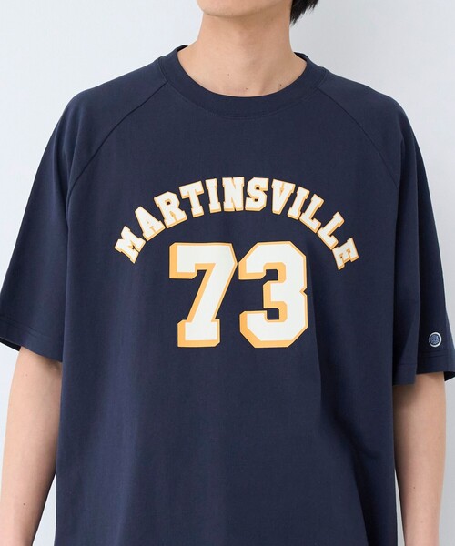 DISCUS（ディスカス）の「DISCUS（ディスカス）別注ナンバープリントTシャツ【インフルエンサー紹介アイテム】（Tシャツ/カットソー・メンズ・オフホワイト/ダークグリーン/その他1/ネイビー・L/M）」の6枚目の写真