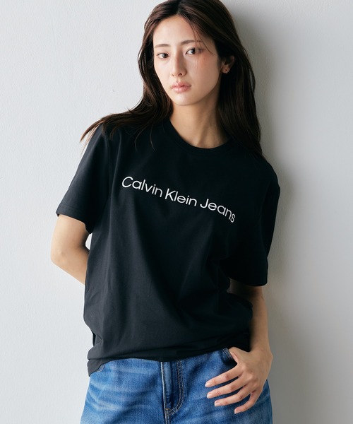 Calvin Klein(カルバン・クライン)の「【ユニセックス】ロゴショートスリーブTシャツ(Tシャツ/カットソー・メンズ・ホワイト/ブルー/ブラック・XL/S/M/L)」の18枚目の写真