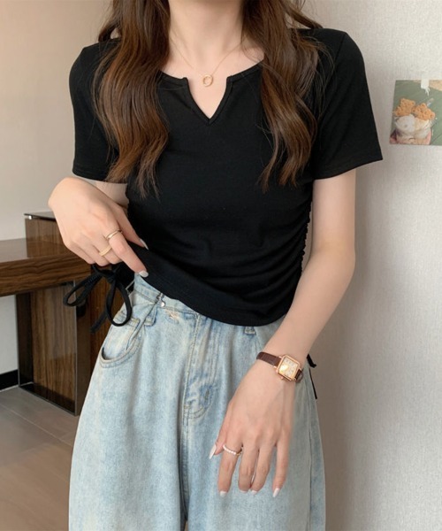 SallyLunn(サリーラン)の「サイドシャーリングキーネックTシャツ(Tシャツ/カットソー・レディース・ピンク/ホワイト/ブラック・LARGE/MEDIUM)」の5枚目の写真