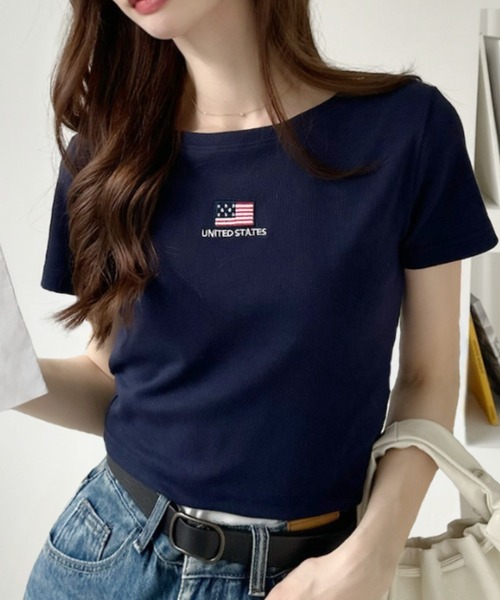 Ada.(エイダ)の「国旗刺繍 半袖 クロップド Tシャツ(Tシャツ/カットソー・レディース・ブラック/オフホワイト/グレー/ネイビー・FREE)」の4枚目の写真