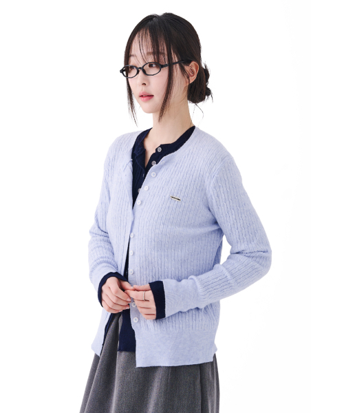 FDR（エフディーアール）の「Essential Pearl Soft Cardigan_7 Color（カーディガン/ボレロ・レディース・ネイビー/オートミール/ブラック/ワイン/スカイブルー/ライトピンク/アッシュグレー・FREE）」の19枚目の写真