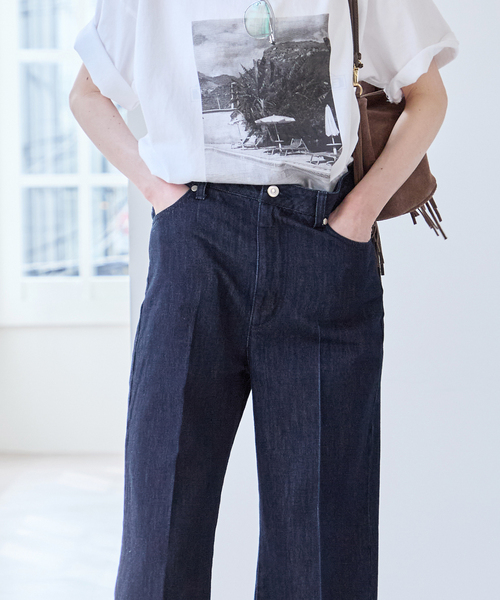 U by SPICK&SPAN(ユーバイスピックアンドスパン)の「《WEB限定 / 追加》ハイライズストレートデニム(デニムパンツ・レディース・ネイビー/ブルー・38/36)」の8枚目の写真