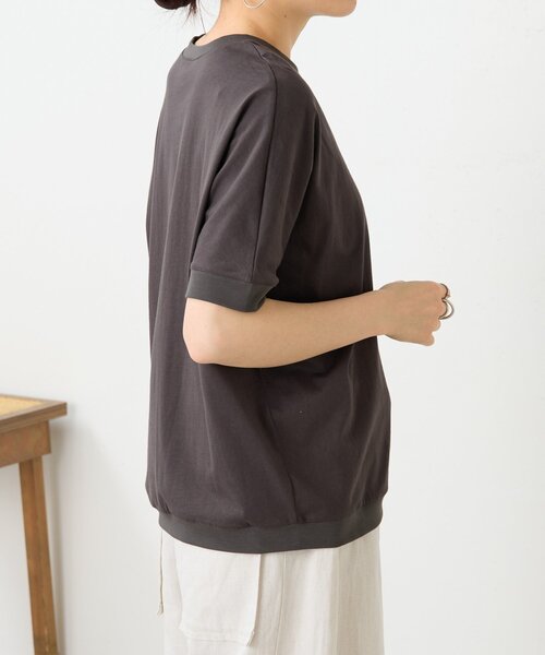 BEARDSLEY(ビアズリー)の「エンブロイダリーTシャツ(Tシャツ/カットソー・レディース・ダークグレー・FREE)」の17枚目の写真