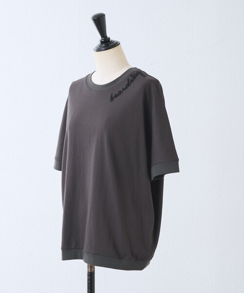 BEARDSLEY(ビアズリー)の「エンブロイダリーTシャツ(Tシャツ/カットソー・レディース・ダークグレー・FREE)」の9枚目の写真